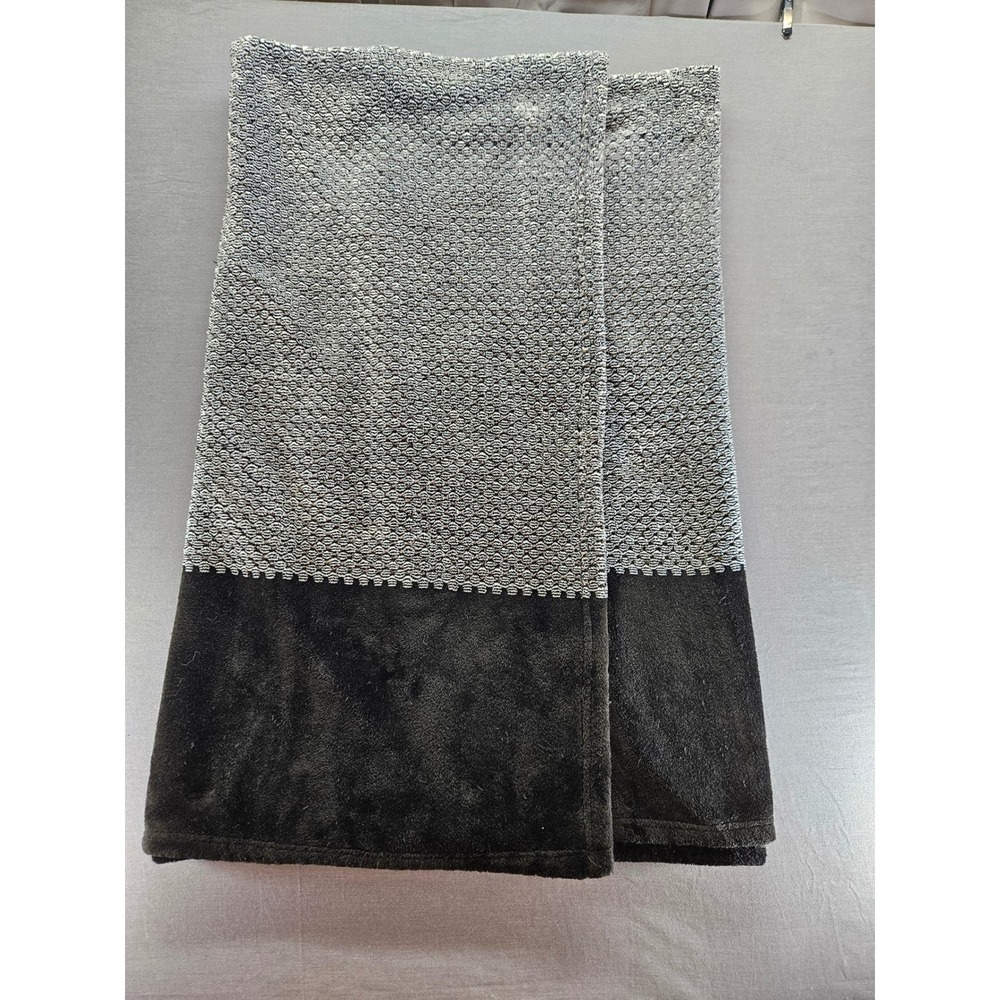 Life Comfort Throw Blanket Grey Honeycomb Knit Black Plush Faux Fur 3400092